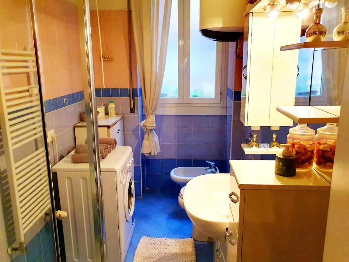 Apartment Ferienwohnung Lessona House Mailand